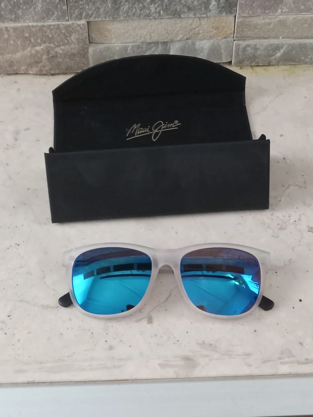 Maui Jim Men’s Polarized Sunglasses - Blue Lens, Frost White Frame